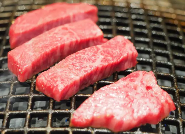 芳醇な香りと深い旨みがある「近江牛」