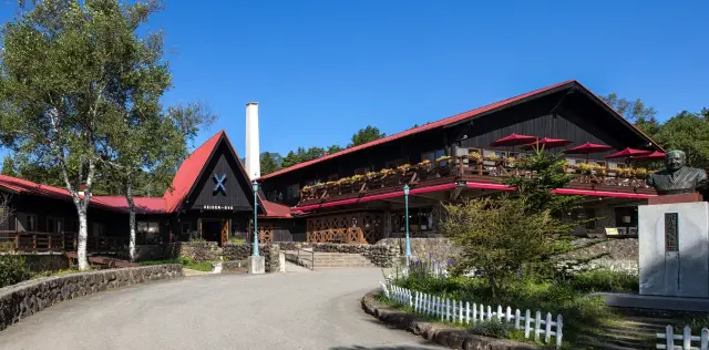 クラシカルな雰囲気も魅力的な本館