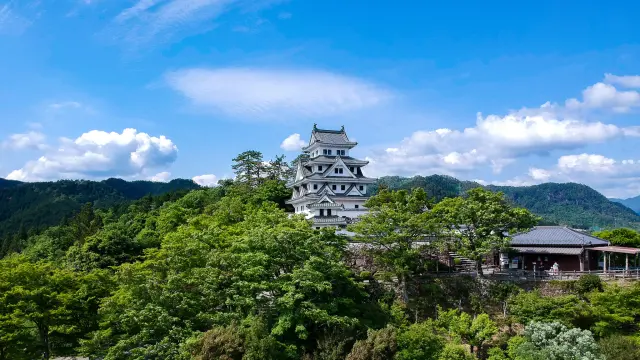 【岐阜1泊2日モデルコース】戦国武将の夢の跡を辿る、岐阜ロマン旅