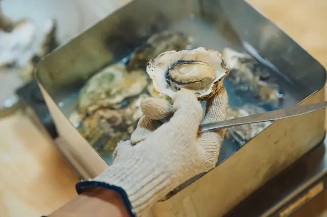 牡蠣の素材の味わいを楽しむ「がんがん焼き」