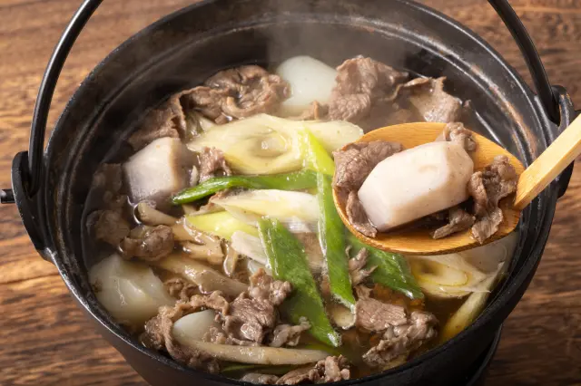 山形の郷土料理「芋煮」