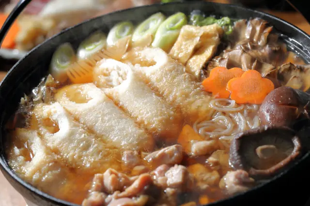 滋味深い味わいの郷土料理「きりたんぽ鍋」