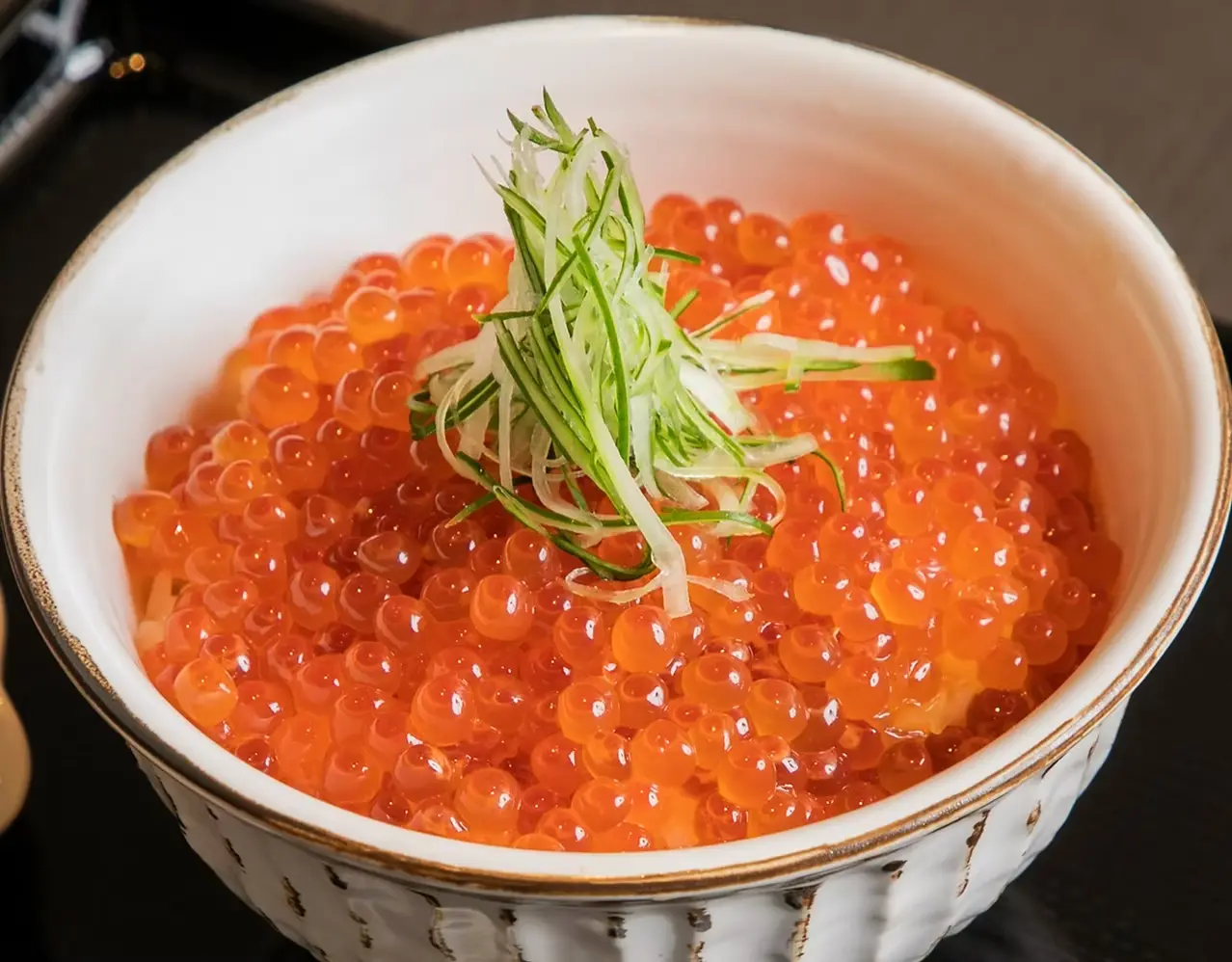 鲑鱼卵丼