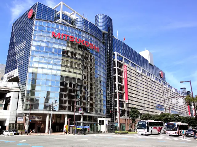 「西鐵福岡（天神）站」是最近車站之一