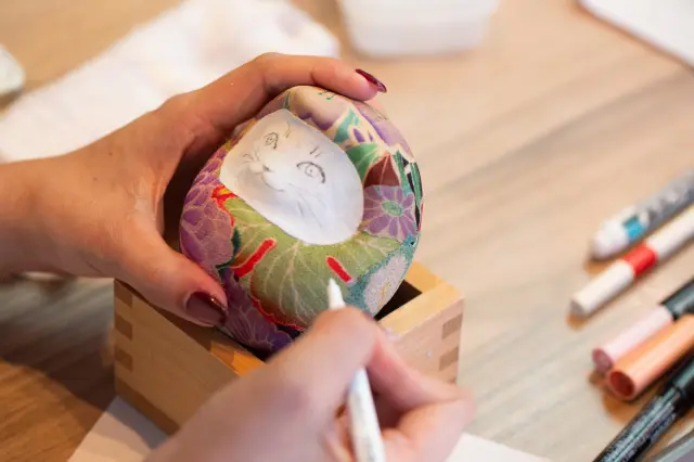 東京調布で楽しむ「だるま作り」！「だるチャンのおうち」の人気ワークショップを体験