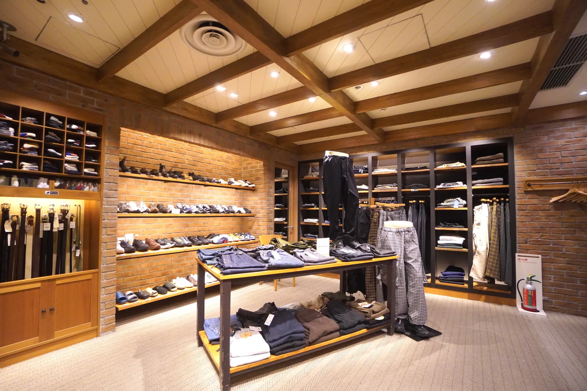 最新时尚单品琳琅满目