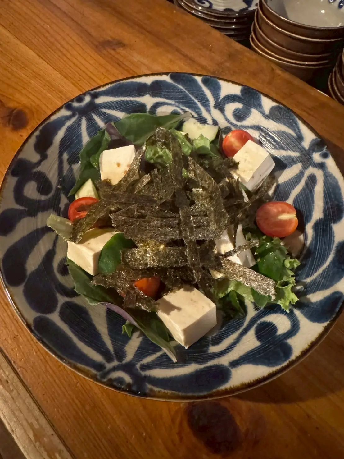 濃厚な島豆腐のコクを味わえるサラダ