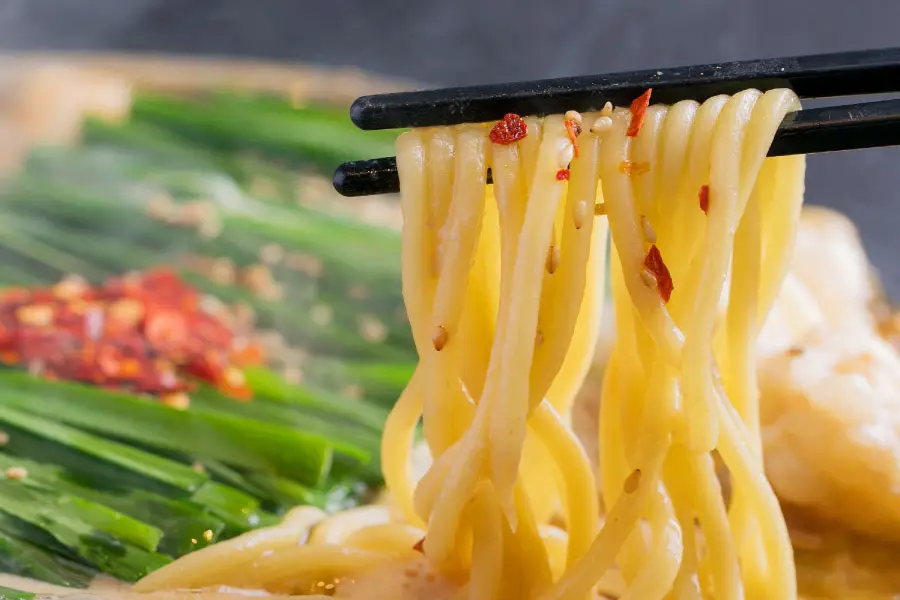 もつ鍋の締めは「ちゃんぽん麺」が大人気