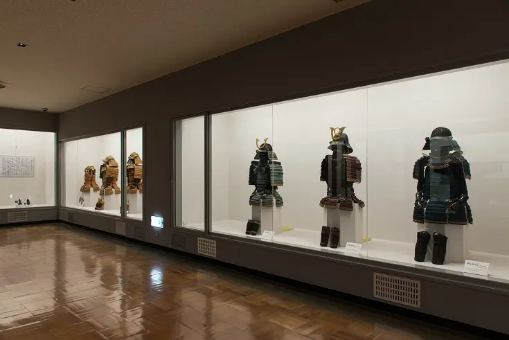 隣接する久能山東照宮博物館はと徳川将軍家ゆかりの品々が鑑賞できる