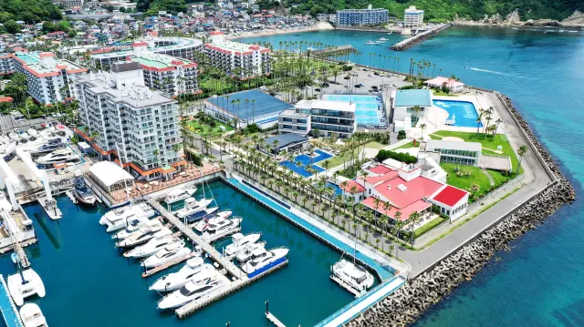 広大な敷地内に多彩な施設が揃う湘南のラグジュアリーリゾート