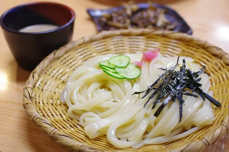 透き通った麺が特徴の「水沢うどん」