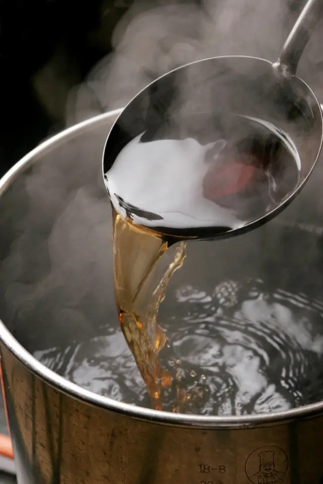 創業当初から受け継ぐこだわりのスープ