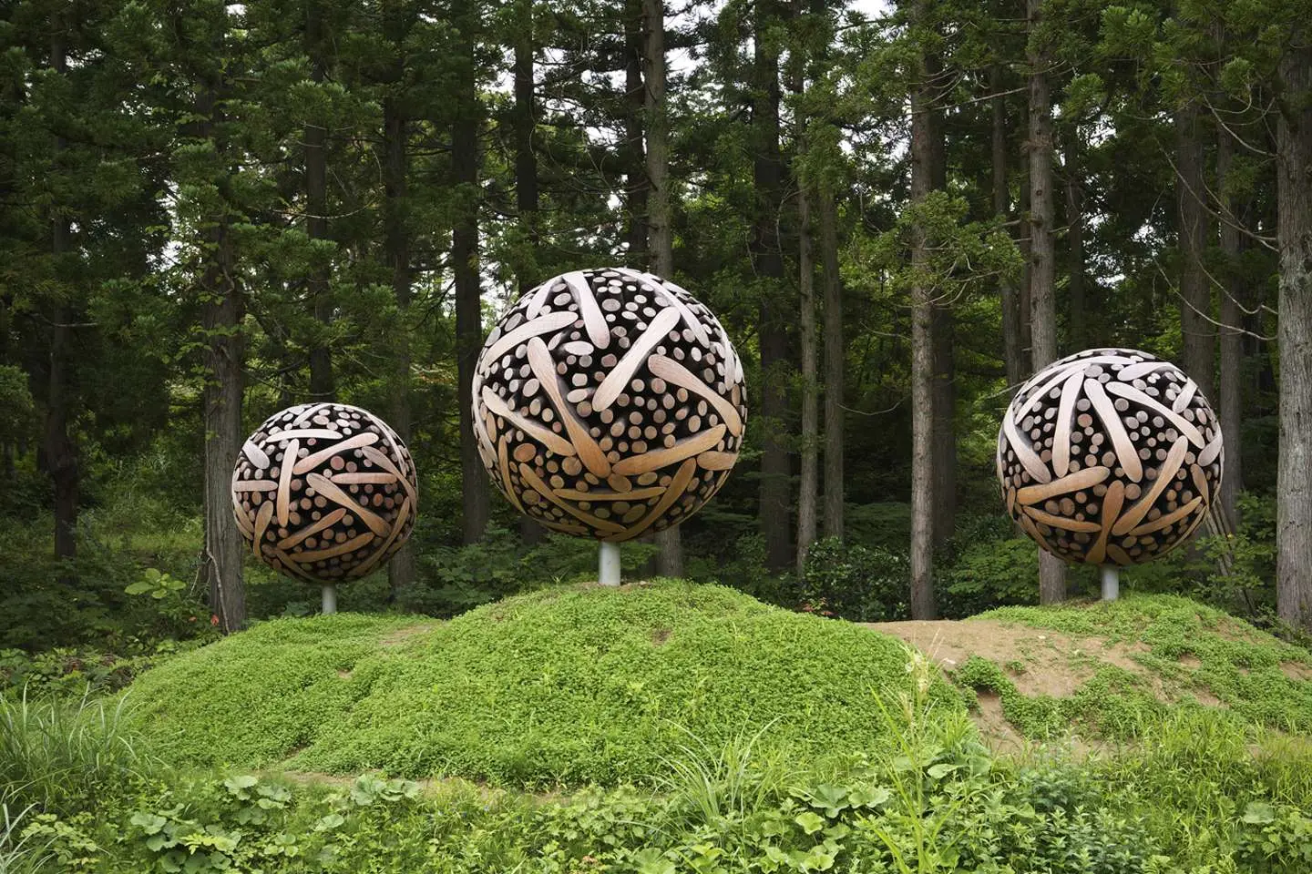 イ・ジェヒョ（李在孝）「0121-1110=109071」 Photo by Miyamoto Takenori + Seno Hiromi