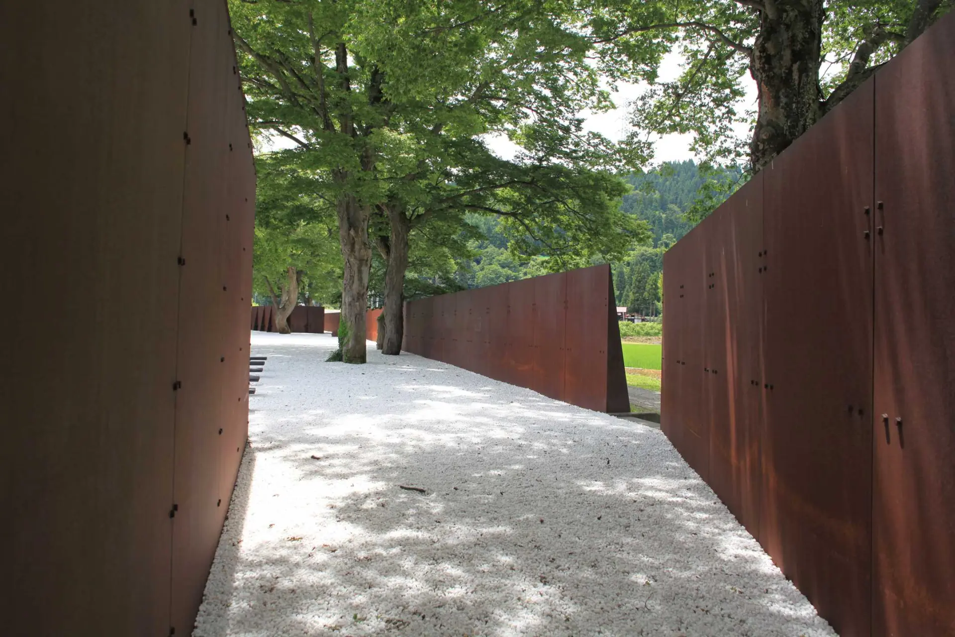 カサグランデ＆リンターラ建築事務所「ポチョムキン」 Photo by Ishizuka Gentaro