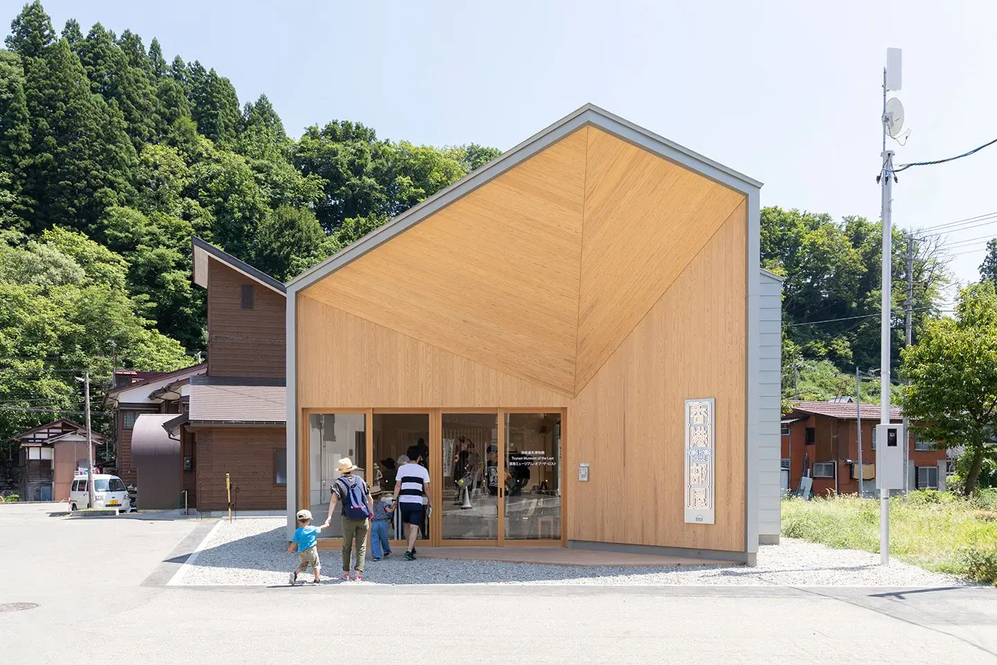 イップ・チュンハン（葉晉亨）「香港ハウス」 photo by Nakamura Osamu