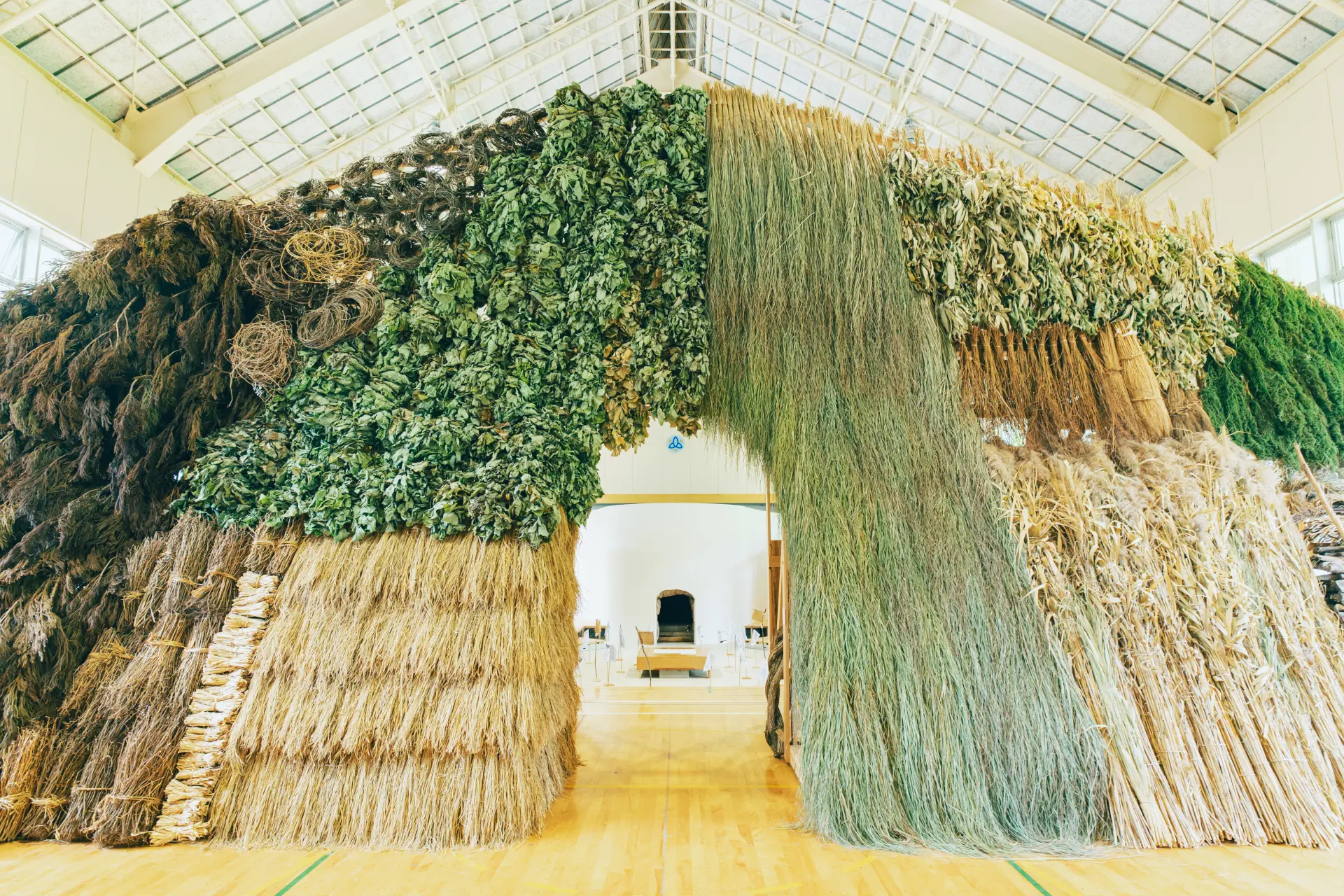 井上唯「ヤマノクチ」 Photo by Kanemoto Rintaro