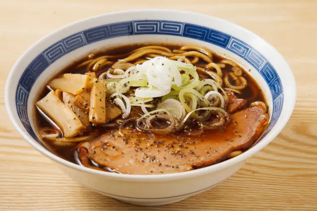 富山ブラックと呼ばれる「富山ラーメン」