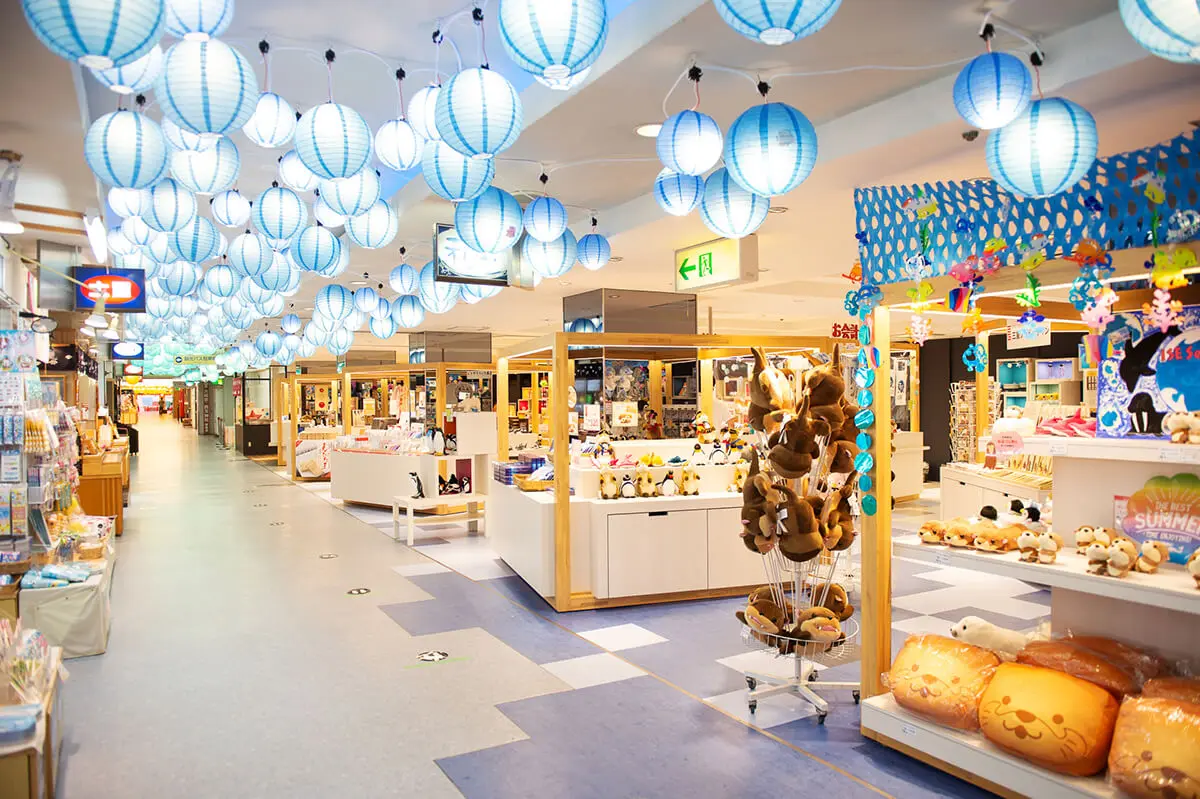 伊勢ならではのグルメや土産物が充実