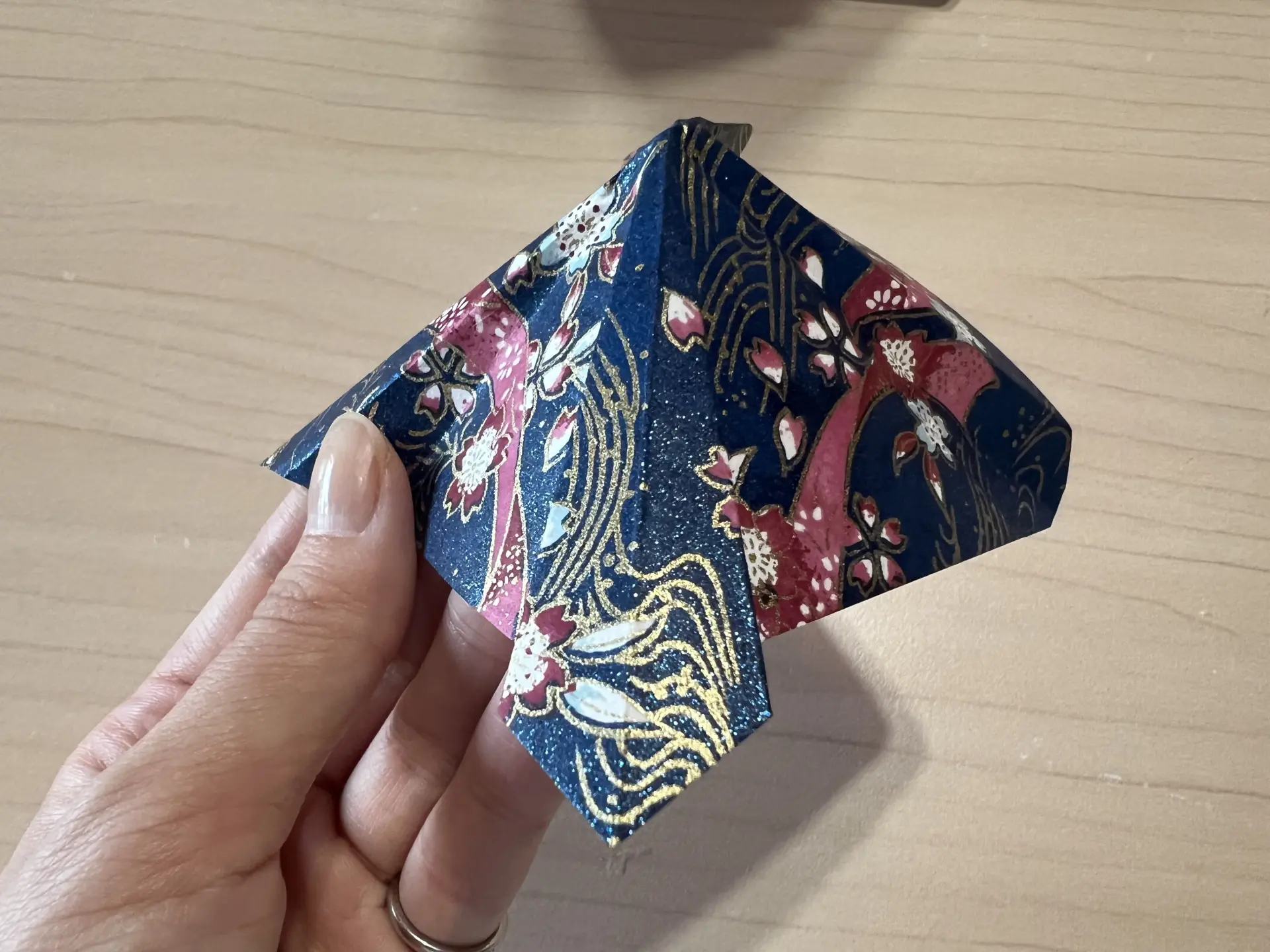 頭の部分を作るようす