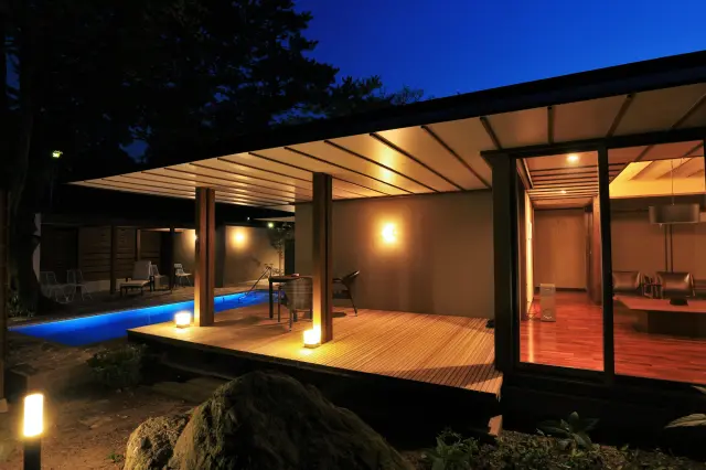 唯一のプライベートプール付き客室「パークサイドヴィラ」