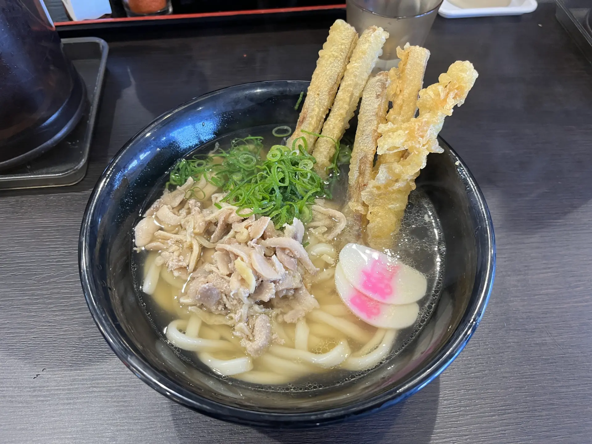 定番メニューの「肉ごぼう」（※写真はイメージです。）