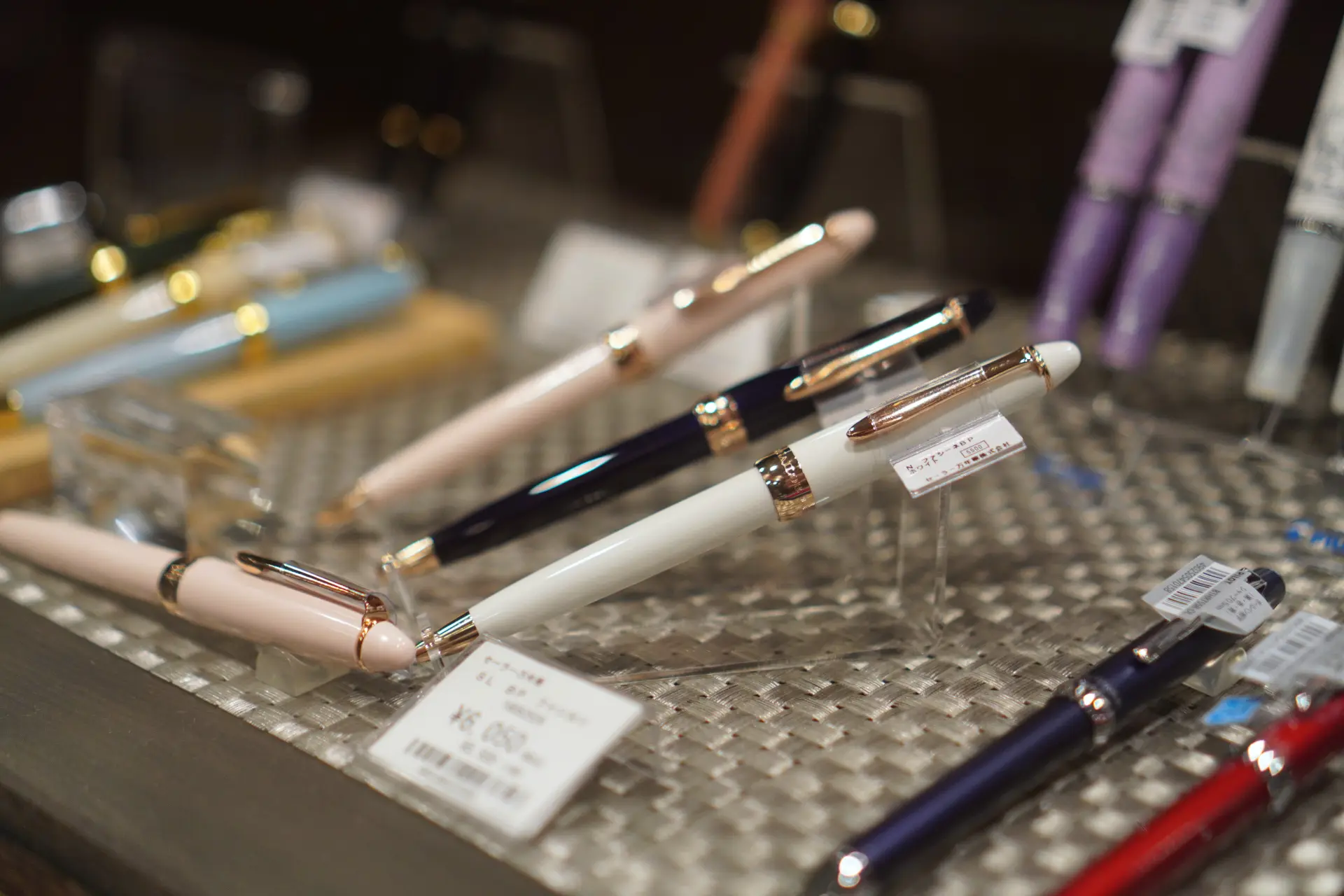 让人忍不住想拿在手上的钢笔和书写用品