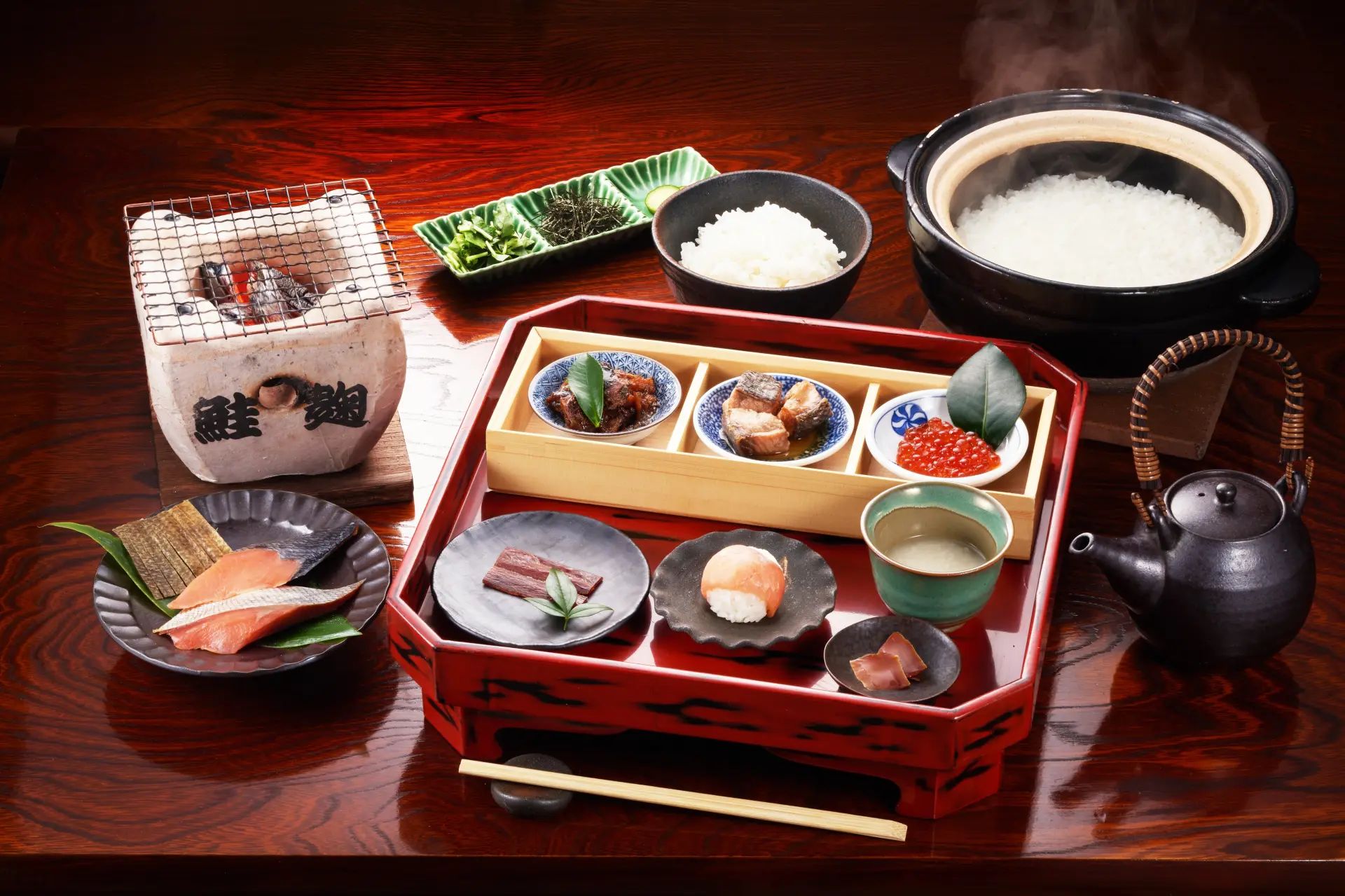 伝統的な村上の鮭料理が味わえる