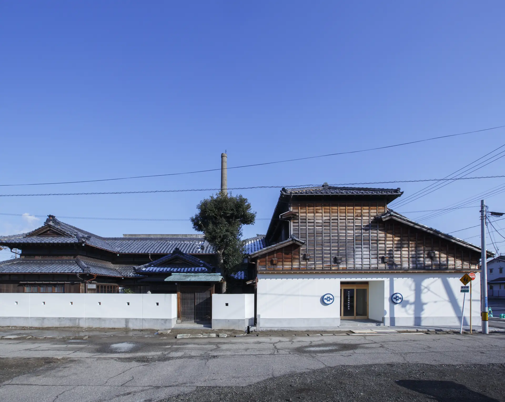 見学ツアーには事前予約が必要