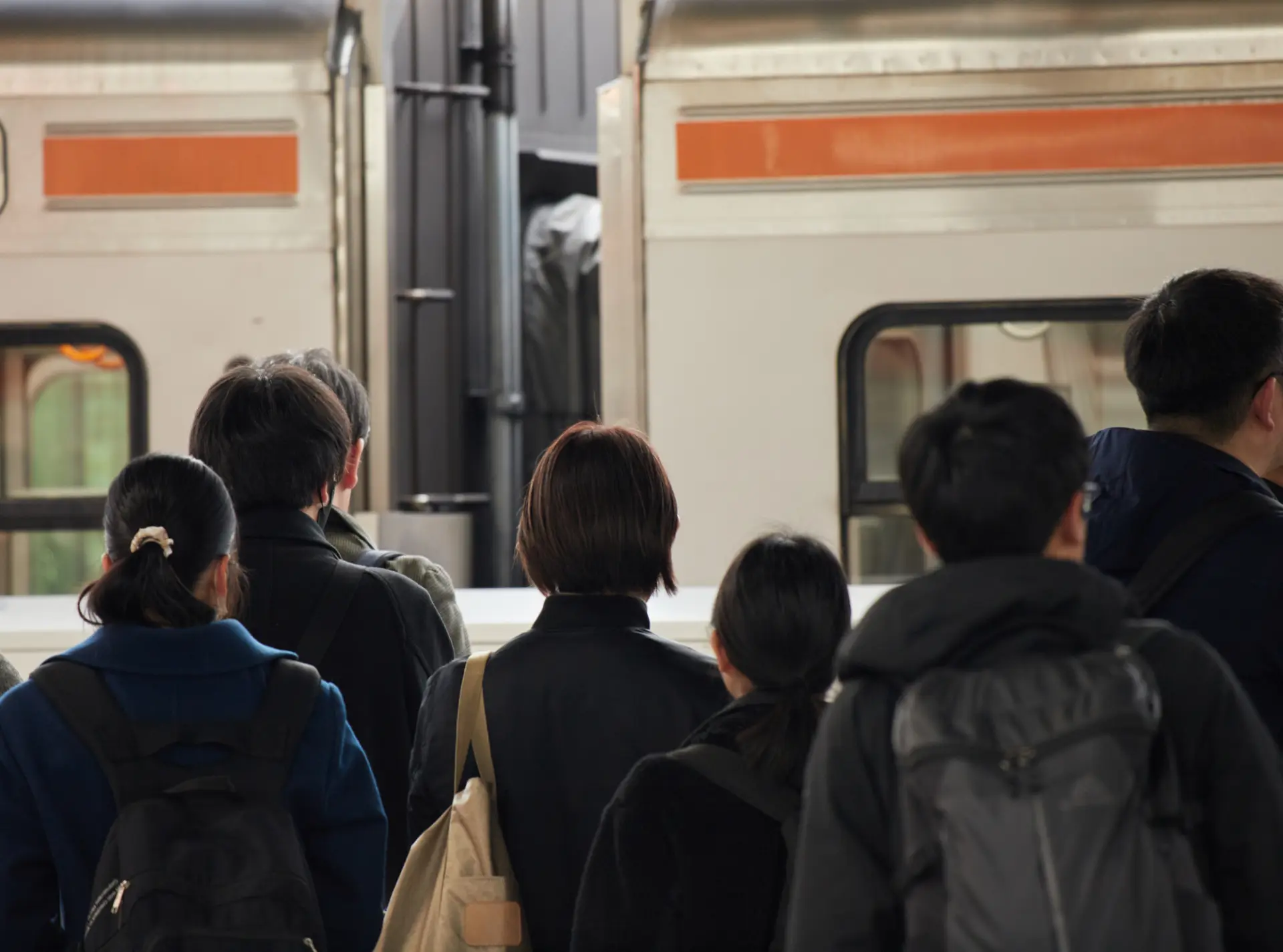 クリスマスは公共交通機関が通常よりも混雑する