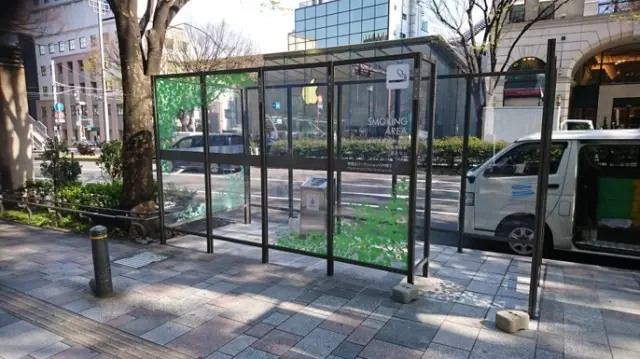 屋外で喫煙をするなら指定喫煙場所へ