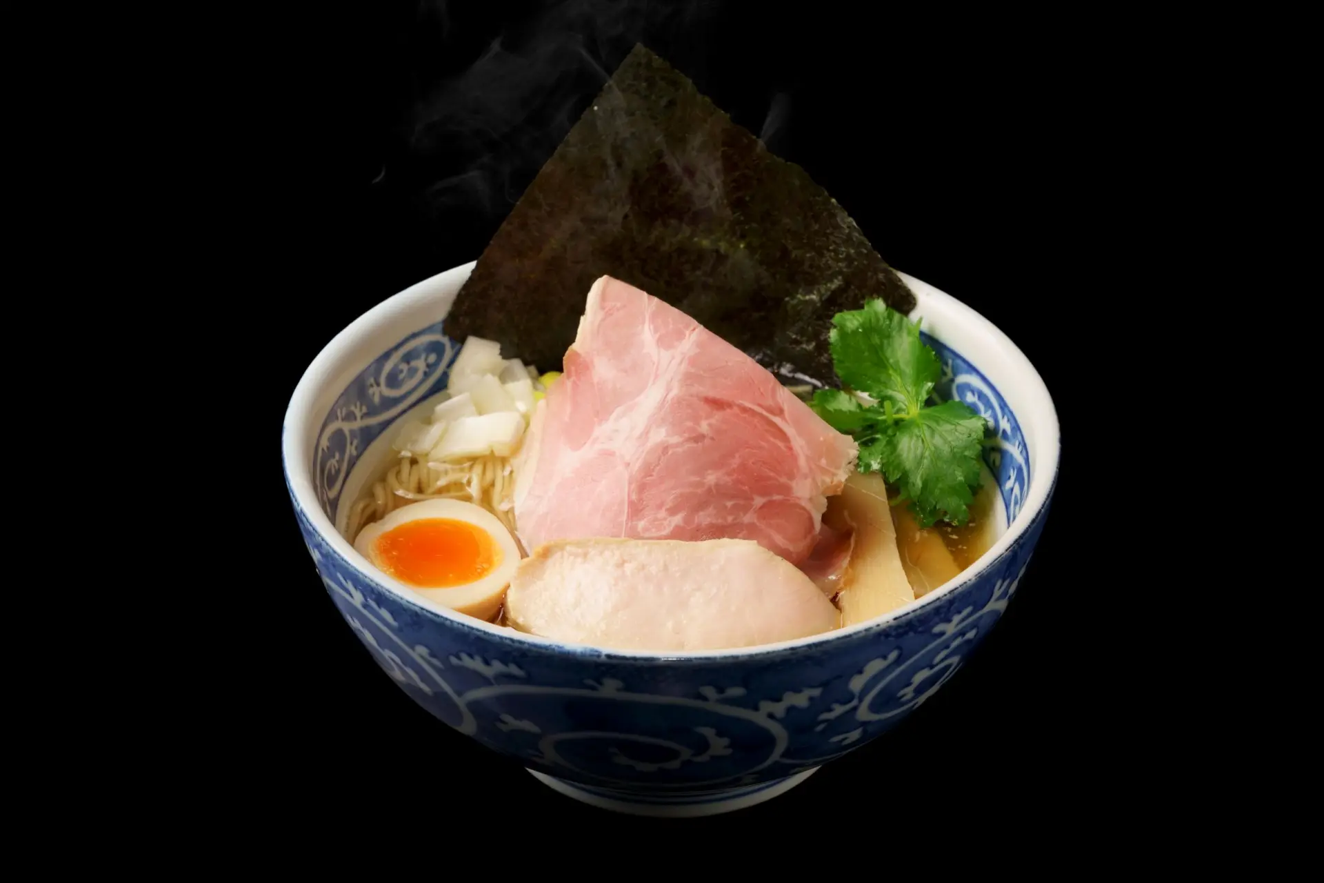 上品な味わいの「煮干そば 白醤油」