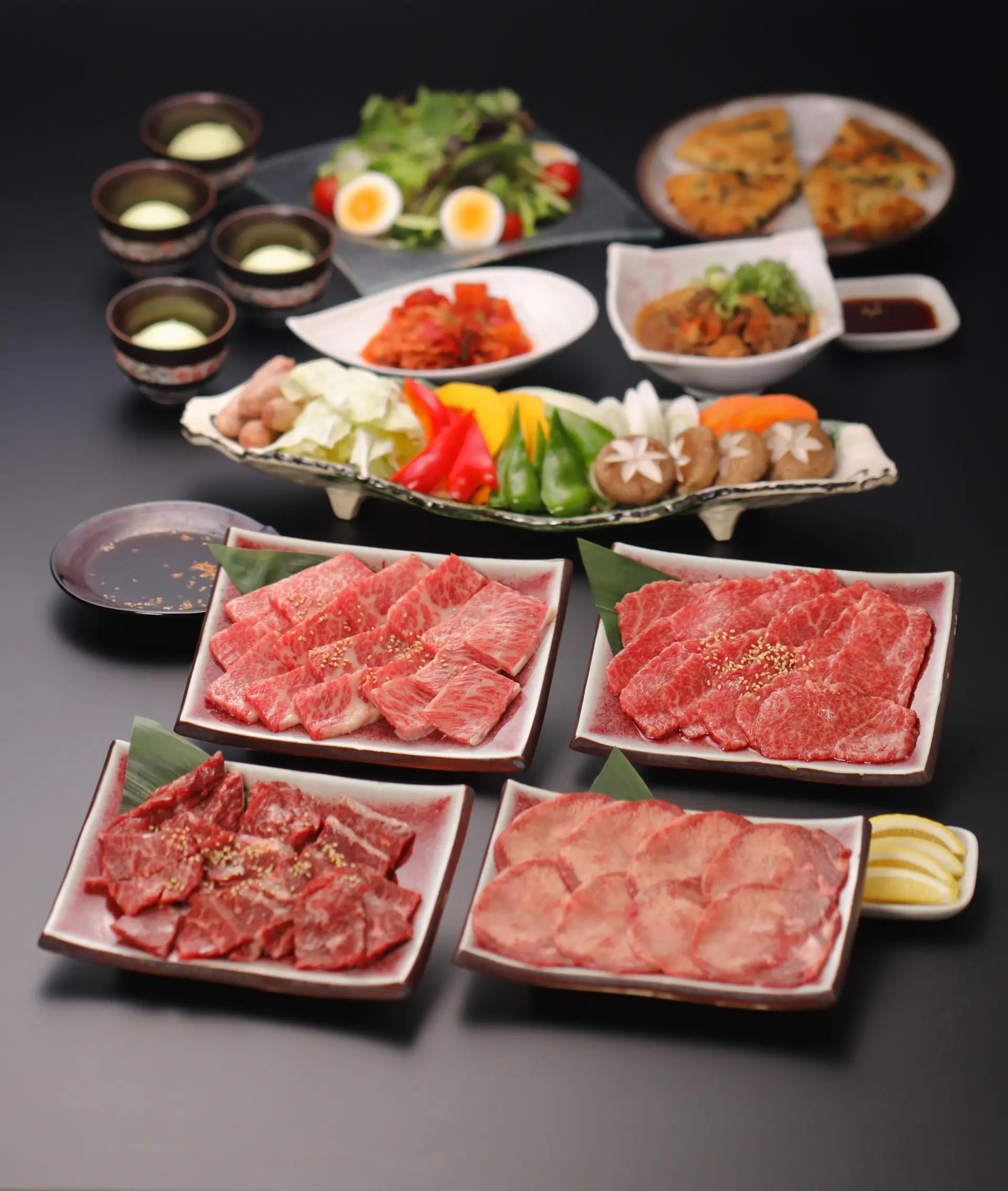 コースは「銀山和牛」を余すことなく味わえるプラン