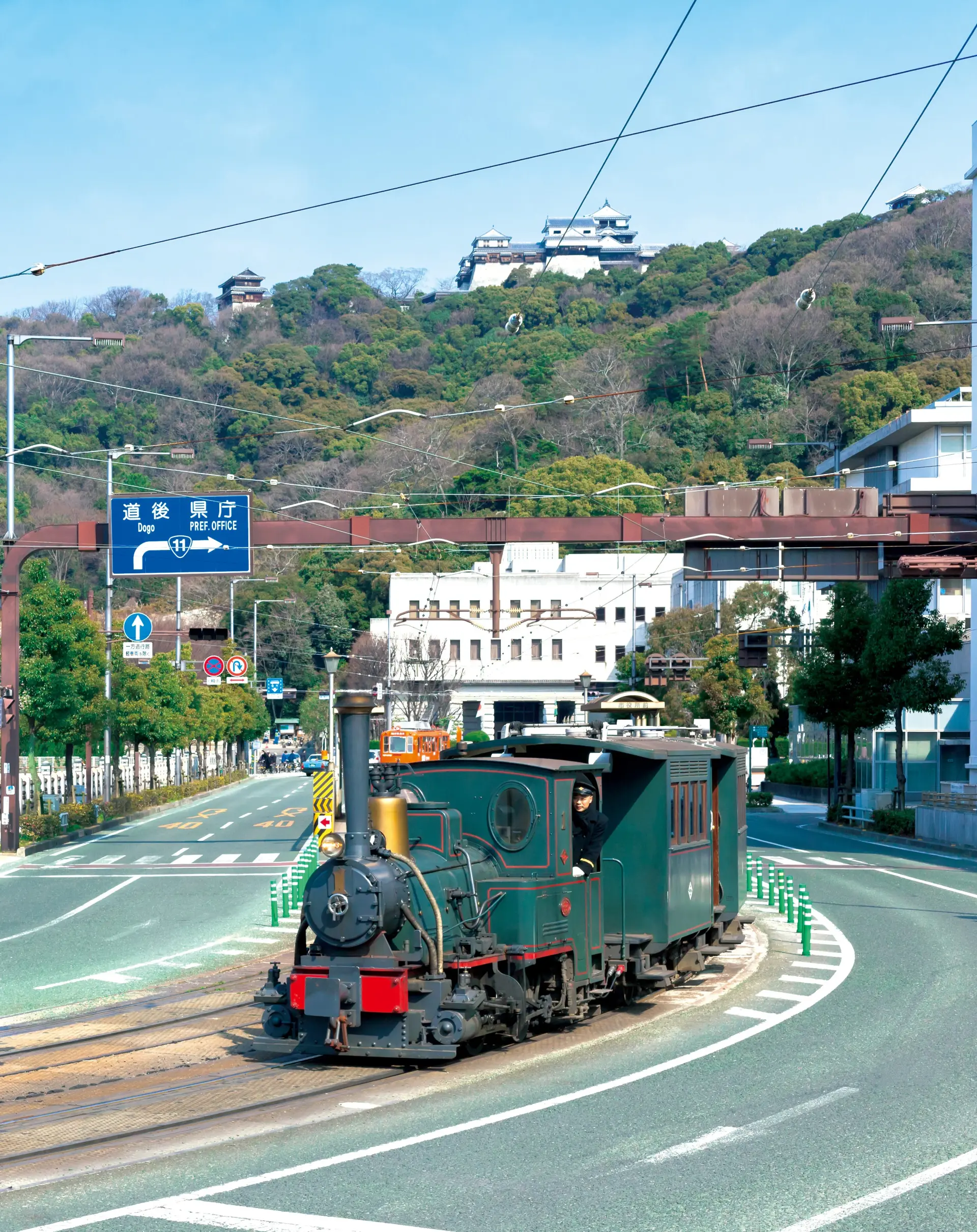 ディーゼル機関車が引く路面電車は全国でもココだけ
