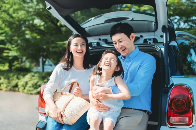 全家一同遊覽伊豆地區時，建議選擇租車