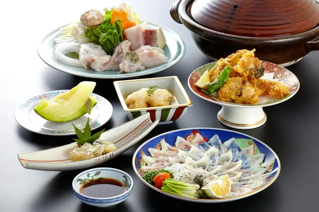 「とらふぐ」を様々な料理で味わえる「平家コース」