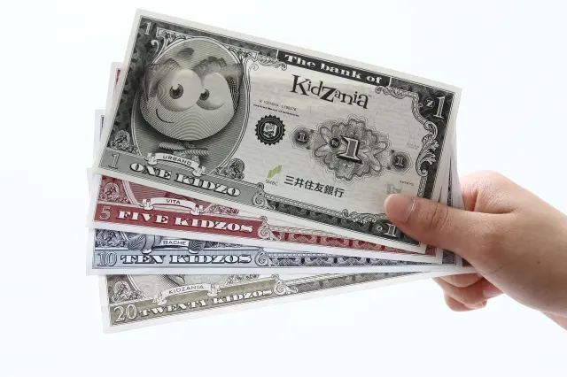 キッザニア内だけで使える通貨