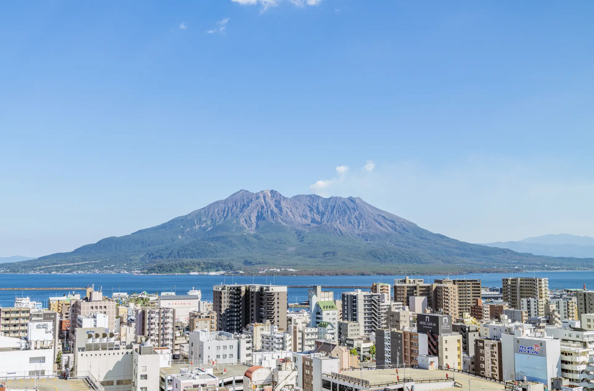 桜島がすぐそばにある鹿児島市