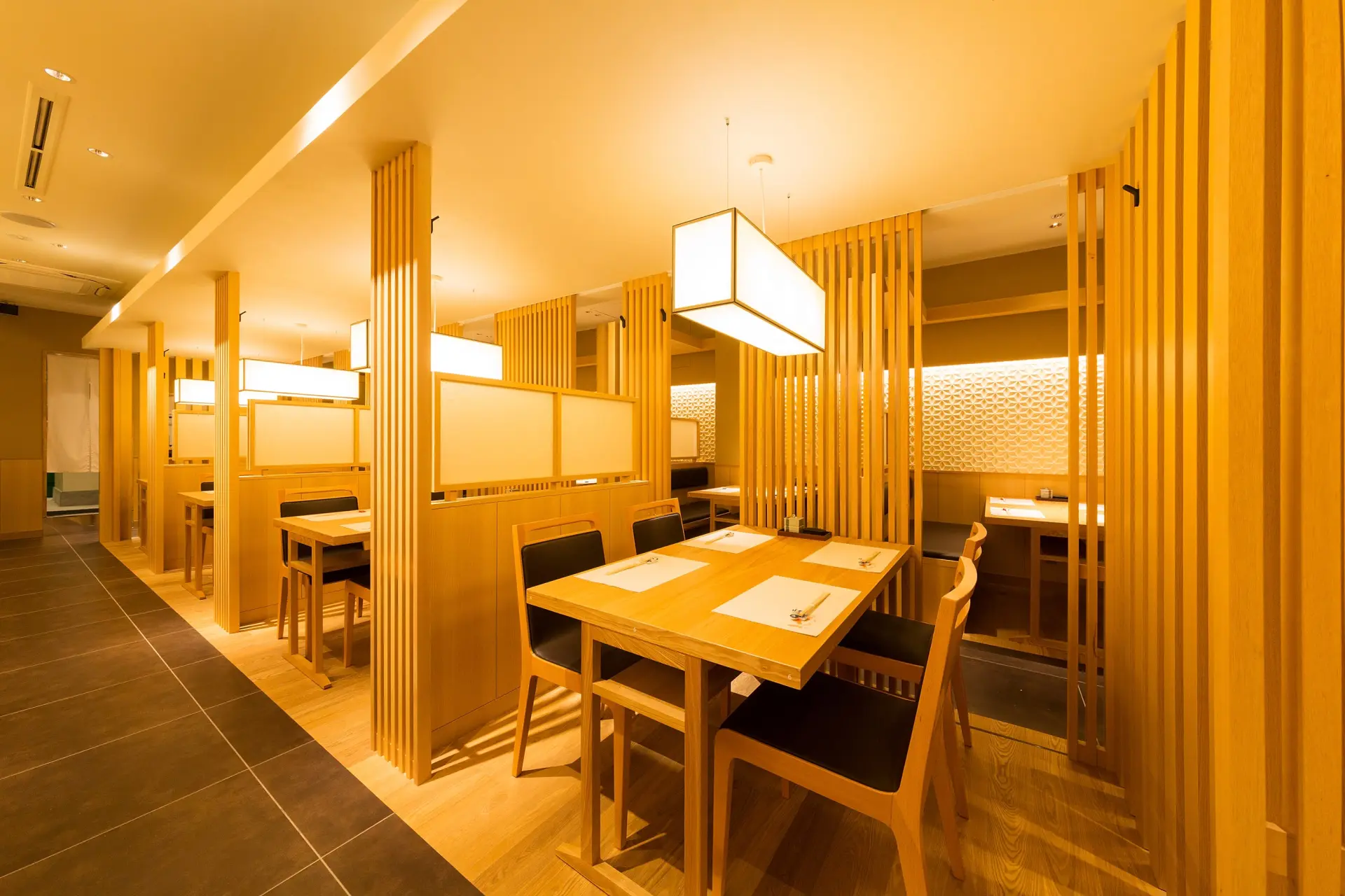 飄散著典雅日式氛圍的店內