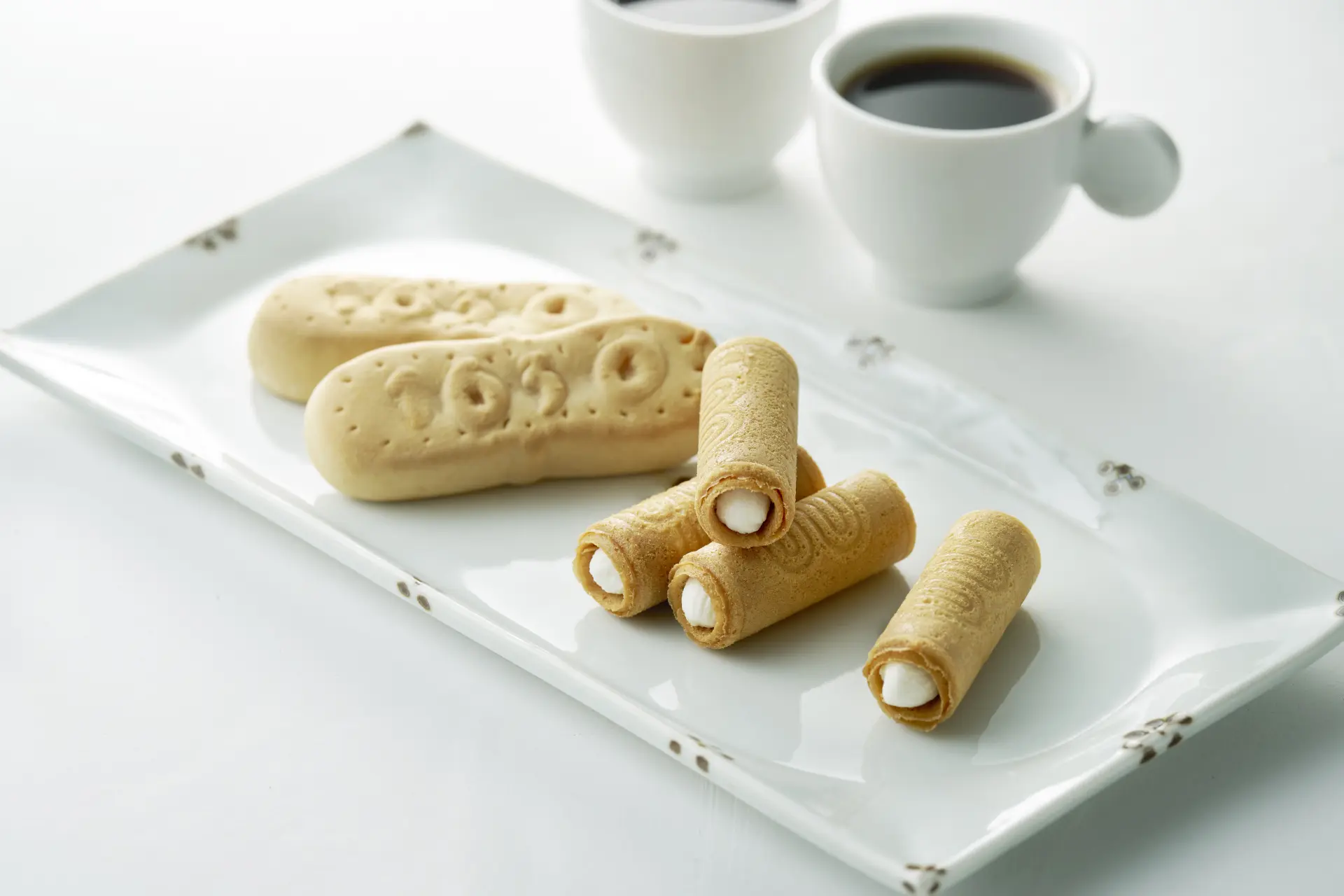 「千鳥屋 本店」的洋菓子