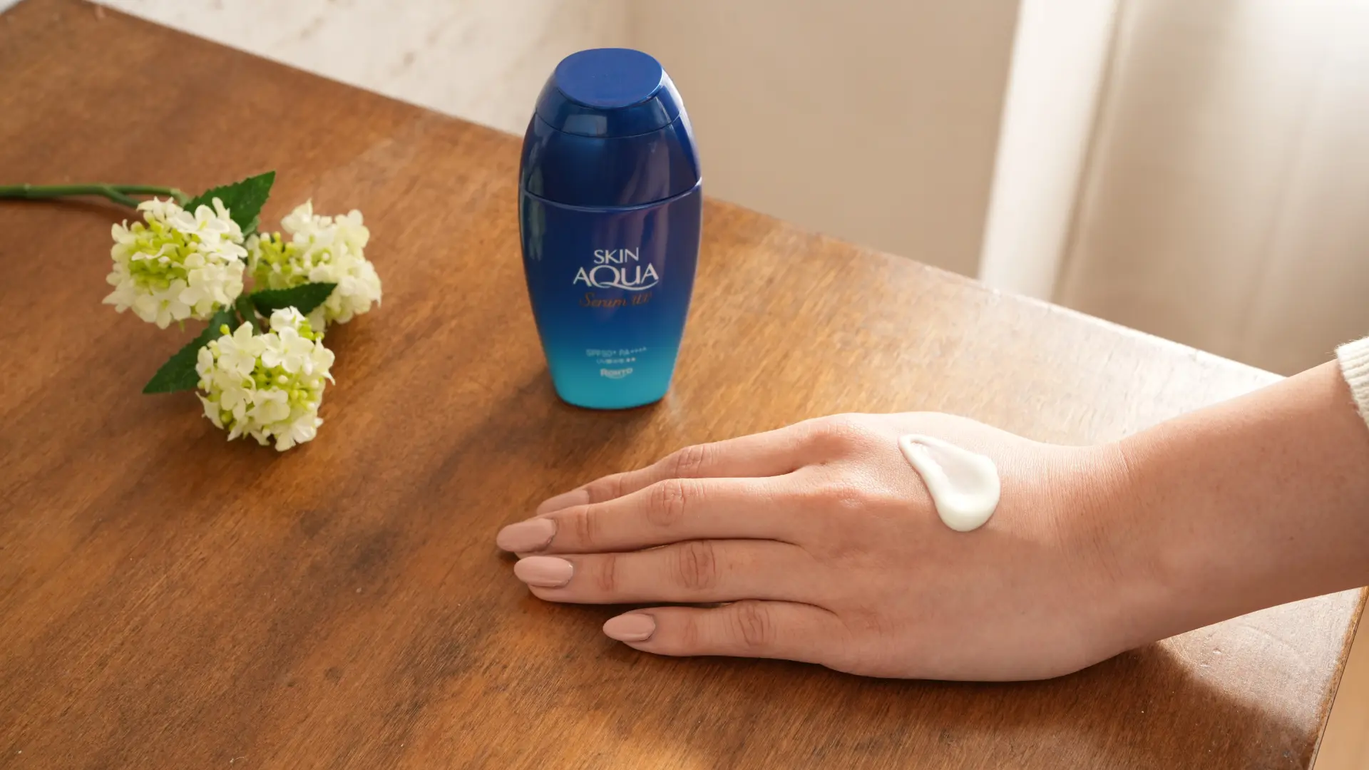 One of its appealing points is its water-like feel.