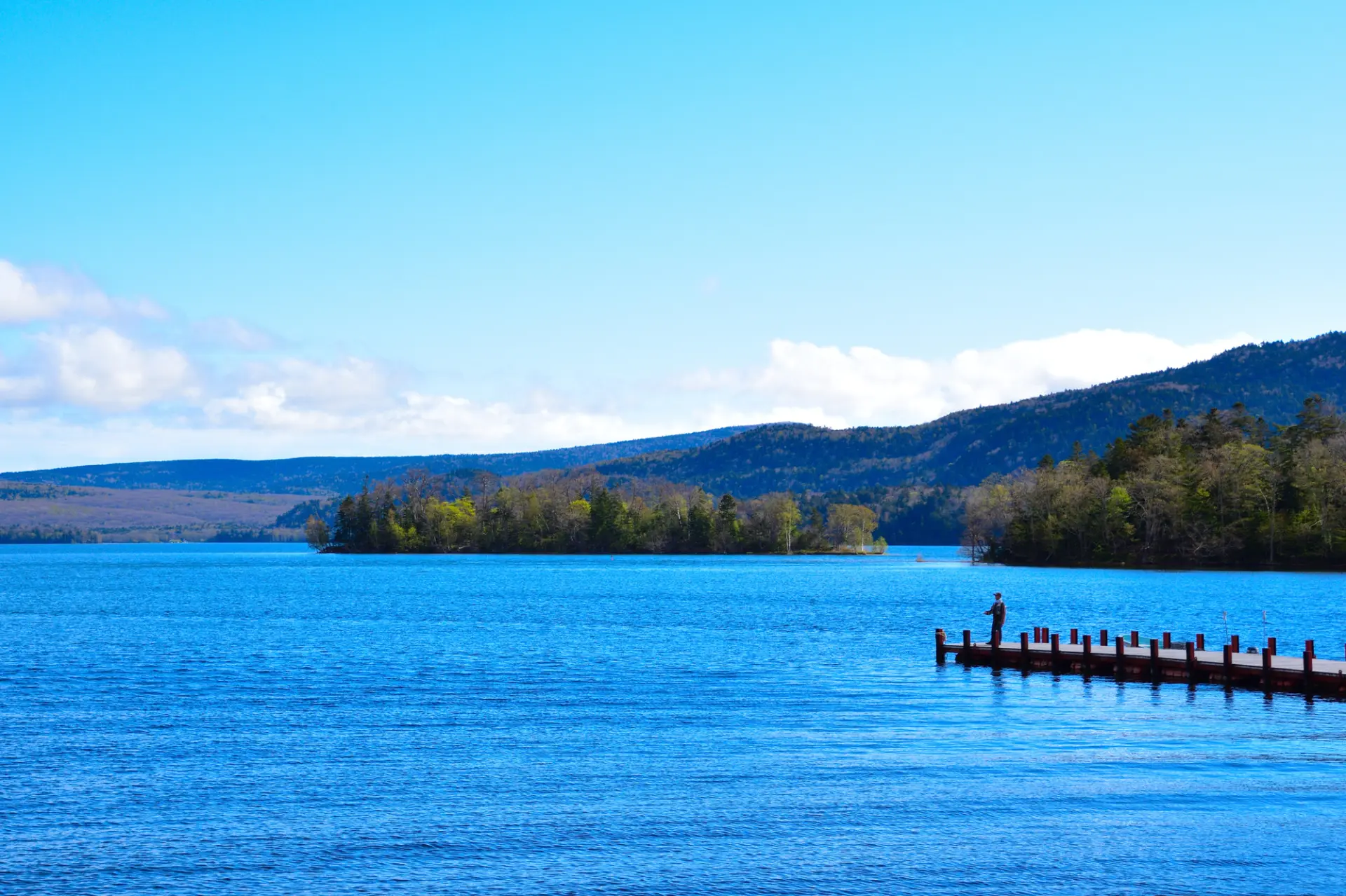 北海道の中で5番目に大きい淡水湖、阿寒湖