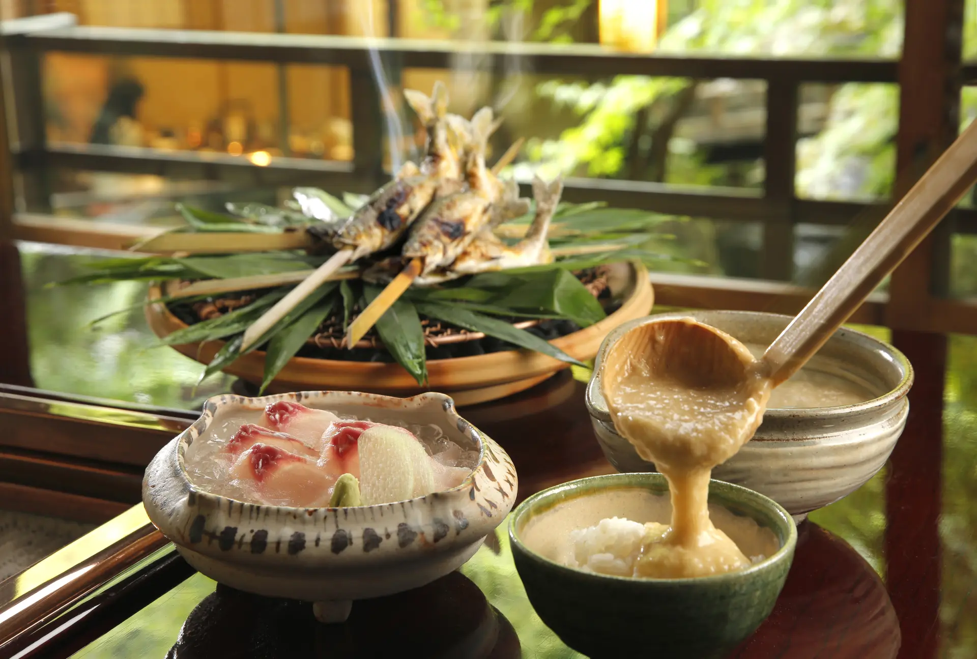 在四季更迭的自然景致中品嚐季節餐食