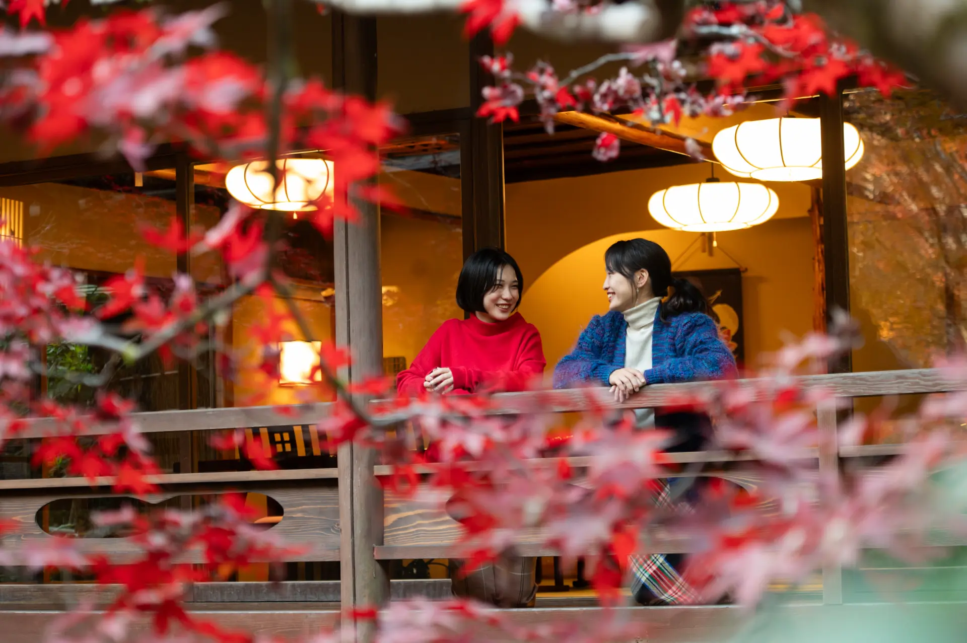 有38棟獨立建物，備有包廂和廣間