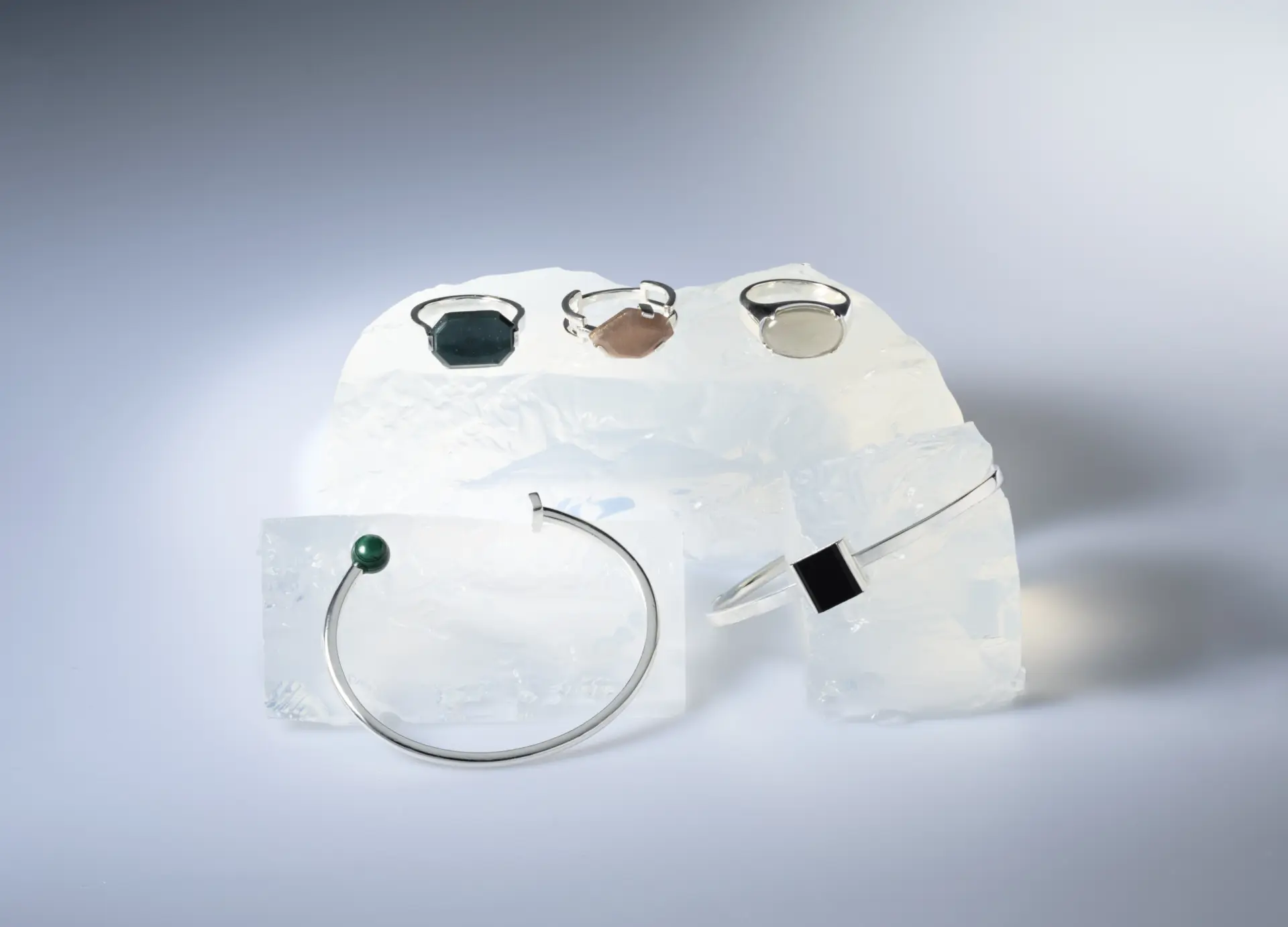 散發獨一無二氣息的天然石珠寶