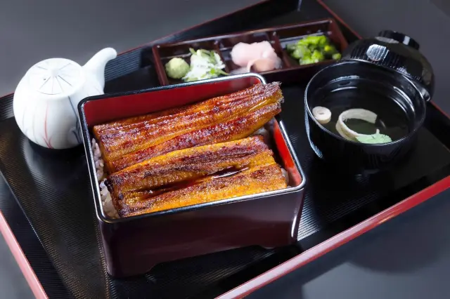 銀座・新橋・浜離宮周辺で手軽に本格うな重を堪能するなら「鰻の成瀬 カレッタ汐留店」がお勧め