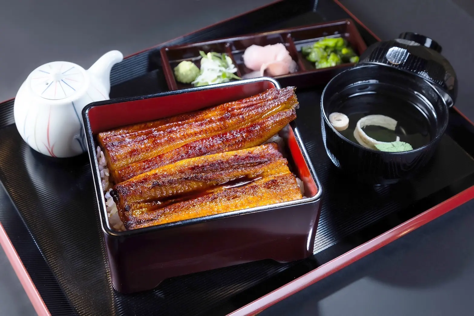 銀座・新橋・浜離宮周辺で手軽に本格うな重を堪能するなら「鰻の成瀬 カレッタ汐留店」がお勧め