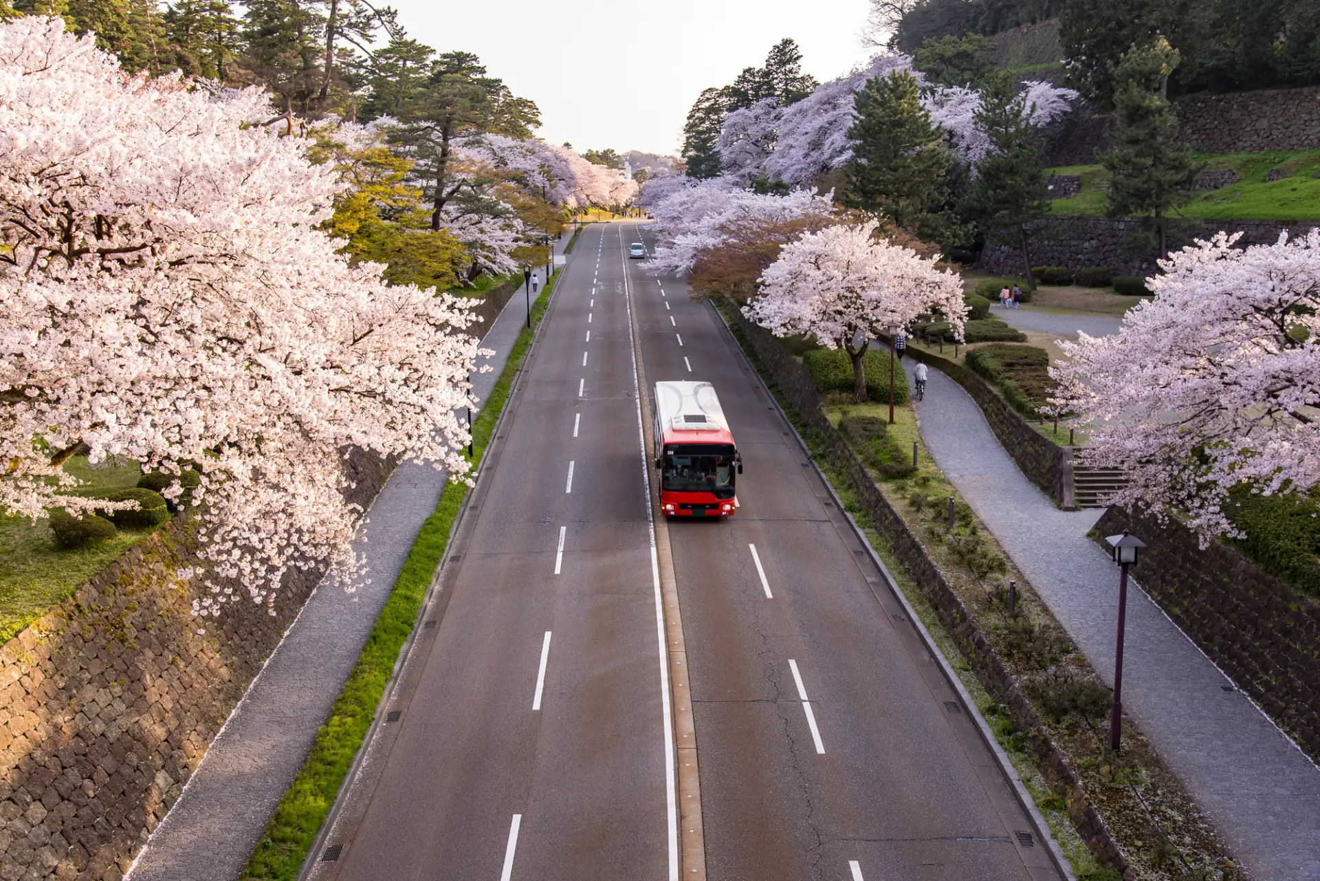 パスを利用して金沢の主要観光スポットを満喫しよう