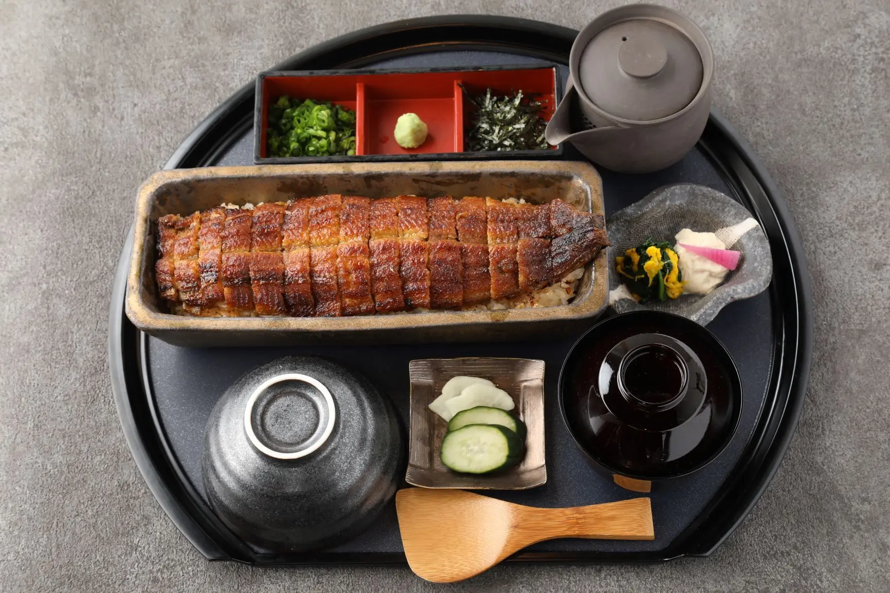 可以享受多種吃法的「鰻魚三吃」