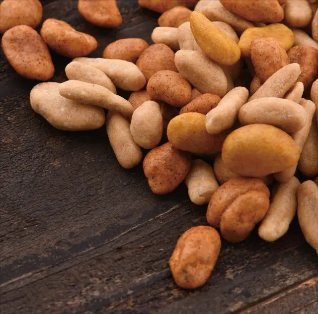 使用島辣椒、薑黃等充滿沖繩特色的食材