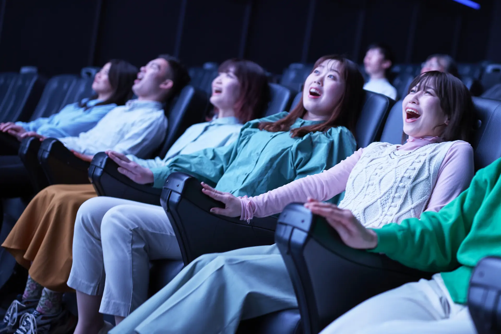 新感覚スリルアトラクション「ミッション・ディープシー Xsenseライド」